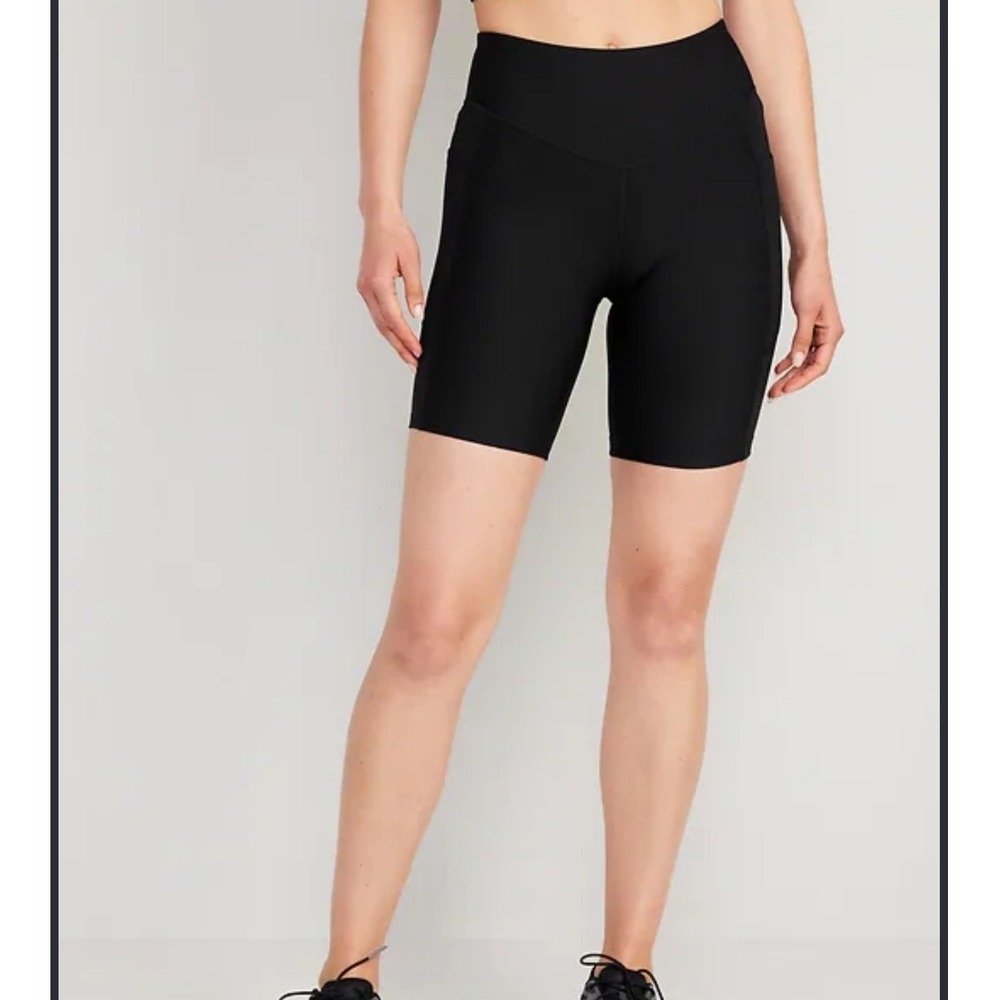 Old Navy Women's L Black Ribbed Bike Shorts Powersoft High Rise Pockets 868585